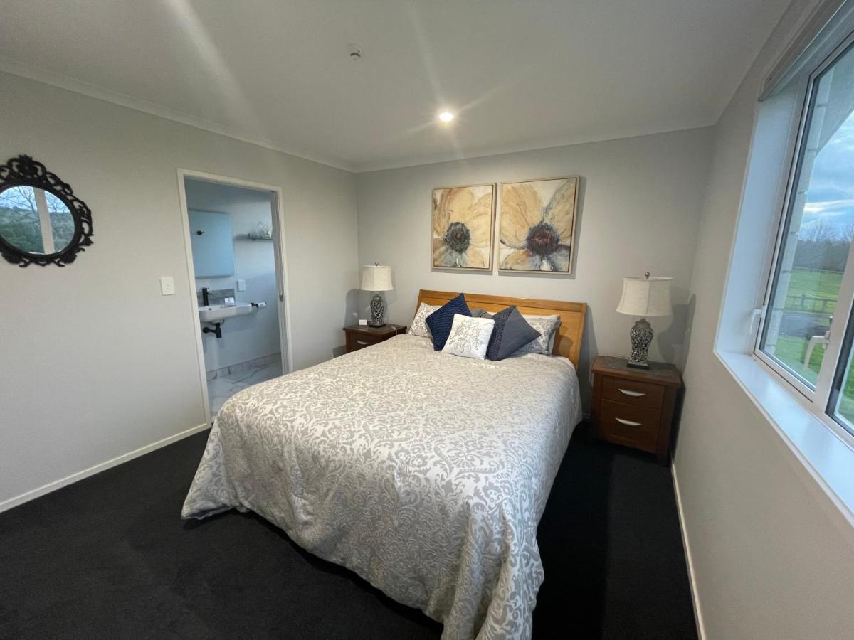 Veld View Bed And Breakfast Tuakau Dış mekan fotoğraf